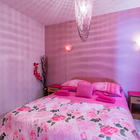 Pinky-1 By Interhome Apartment