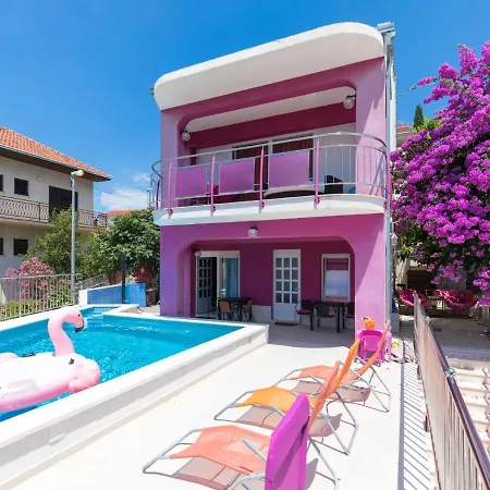 Pinky-1 By Interhome